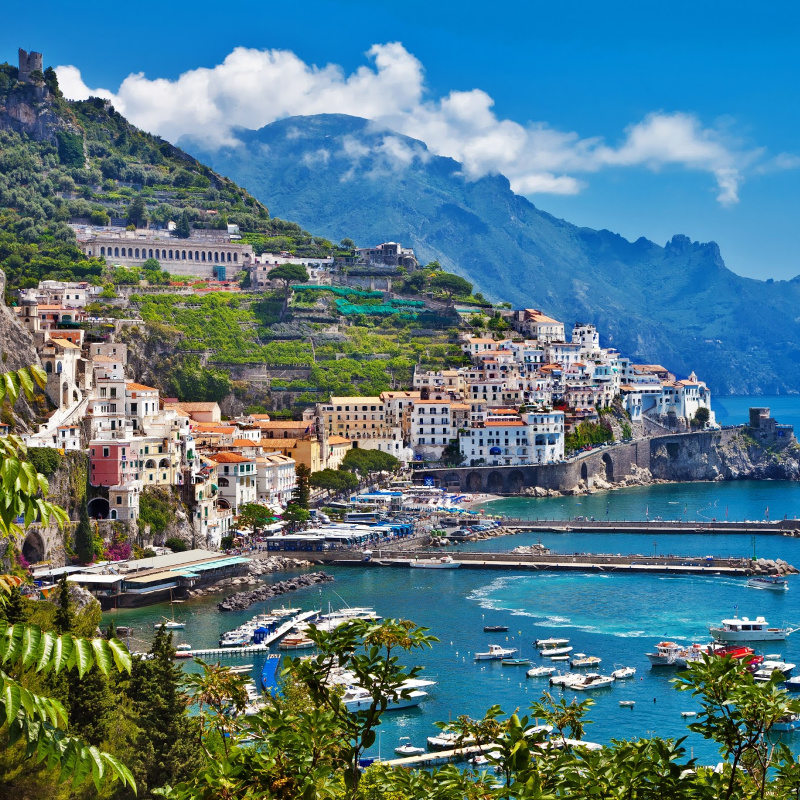 Italy-Amalfi Coast-View to Water-sq-PP